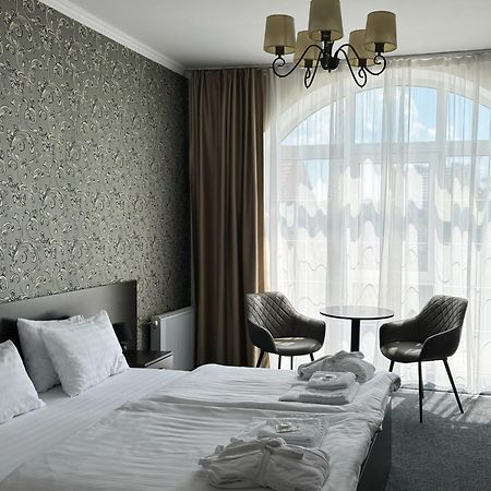 Shelter Hotel Kijów Zewnętrze zdjęcie