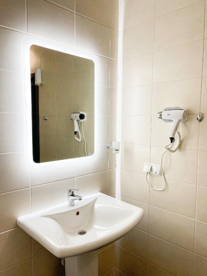 Shelter Hotel Kijów Zewnętrze zdjęcie