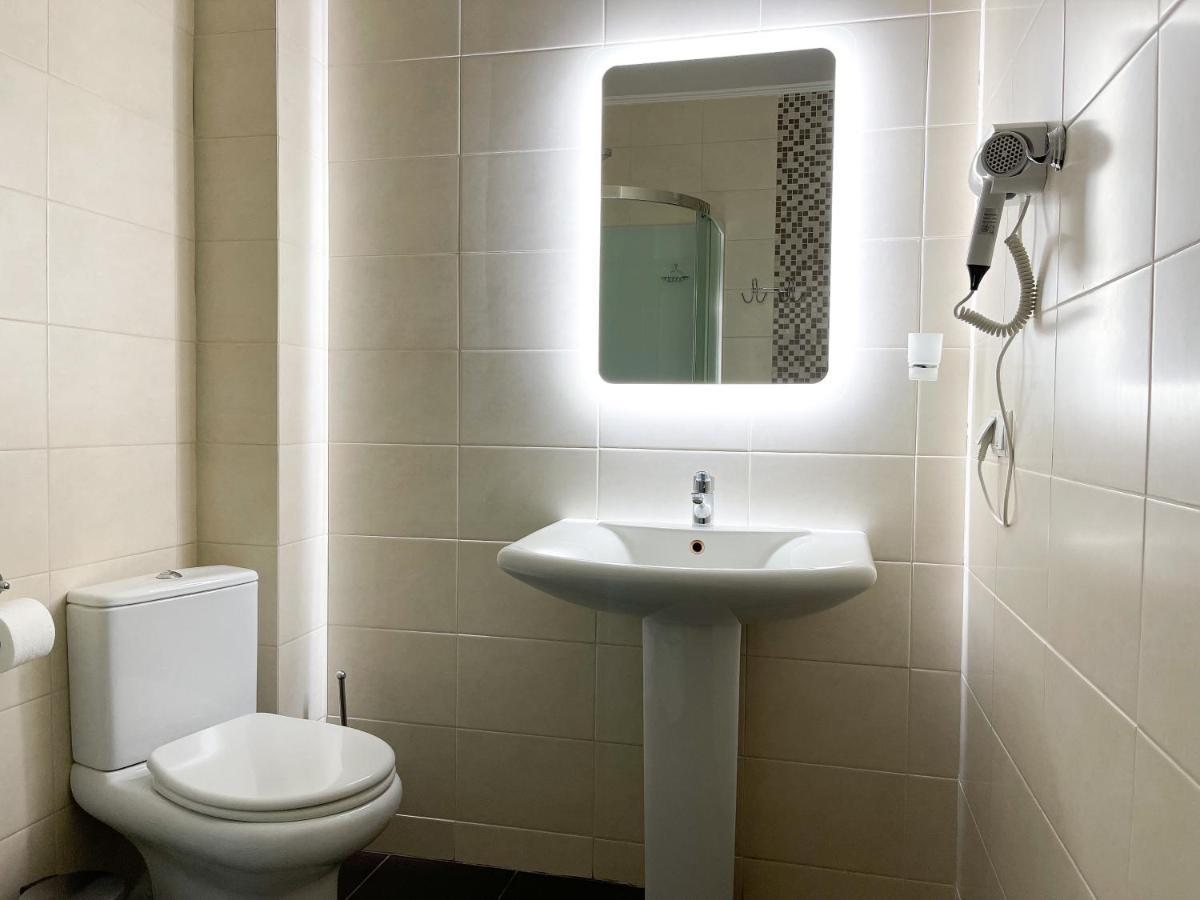 Shelter Hotel Kijów Zewnętrze zdjęcie