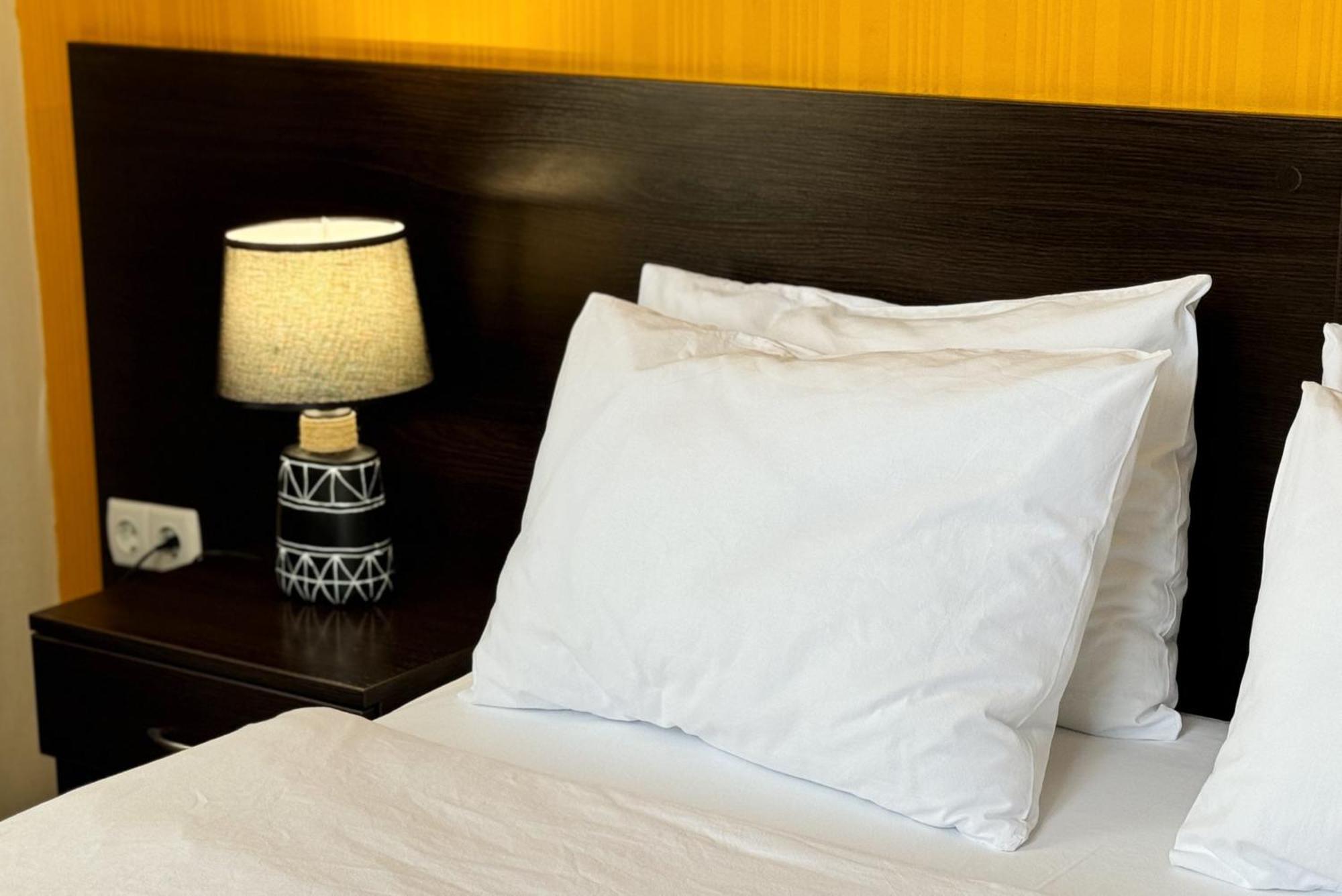 Shelter Hotel Kijów Zewnętrze zdjęcie