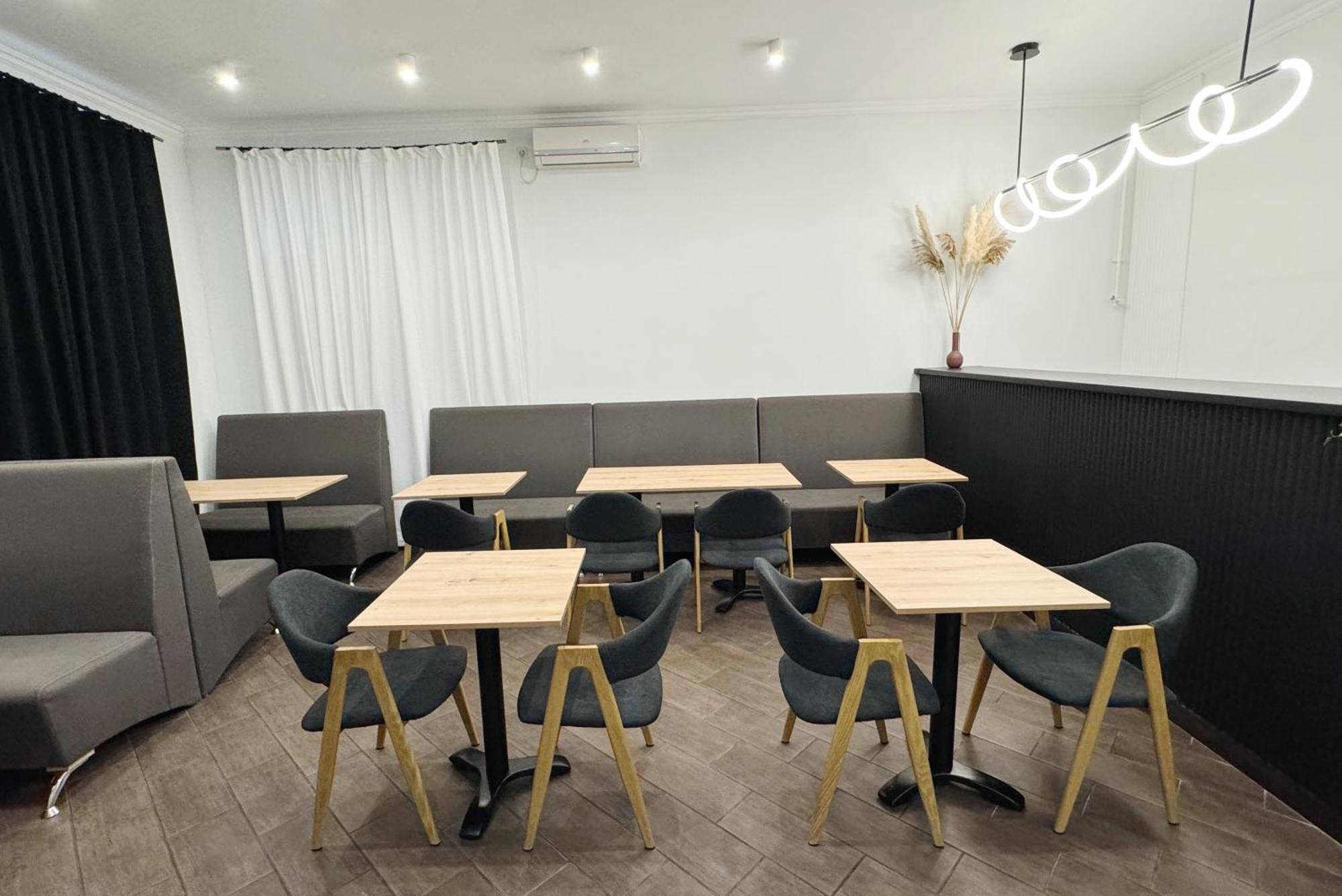 Shelter Hotel Kijów Zewnętrze zdjęcie