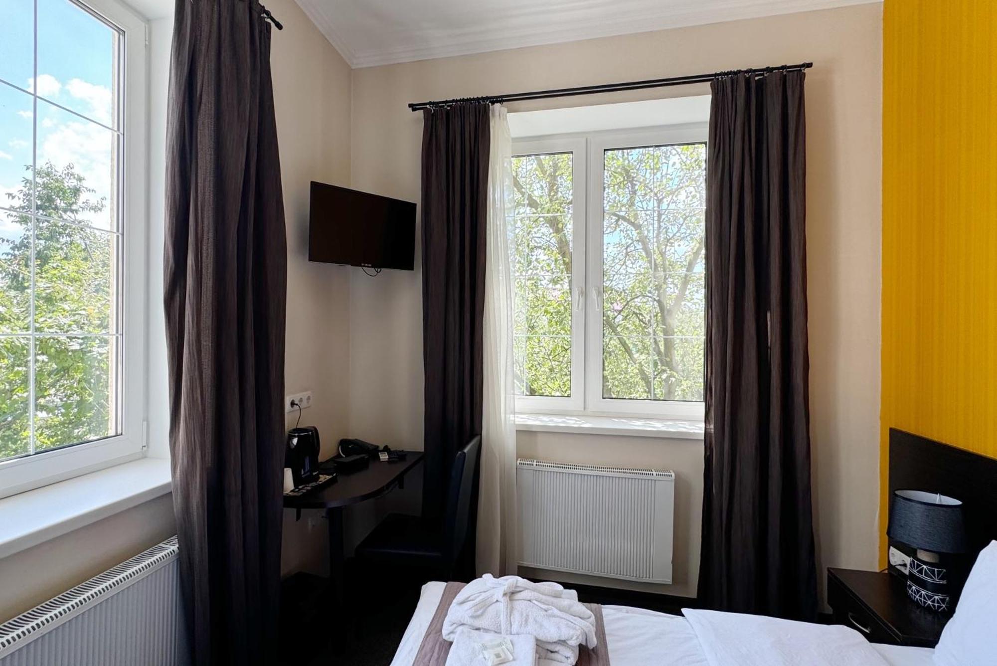Shelter Hotel Kijów Zewnętrze zdjęcie