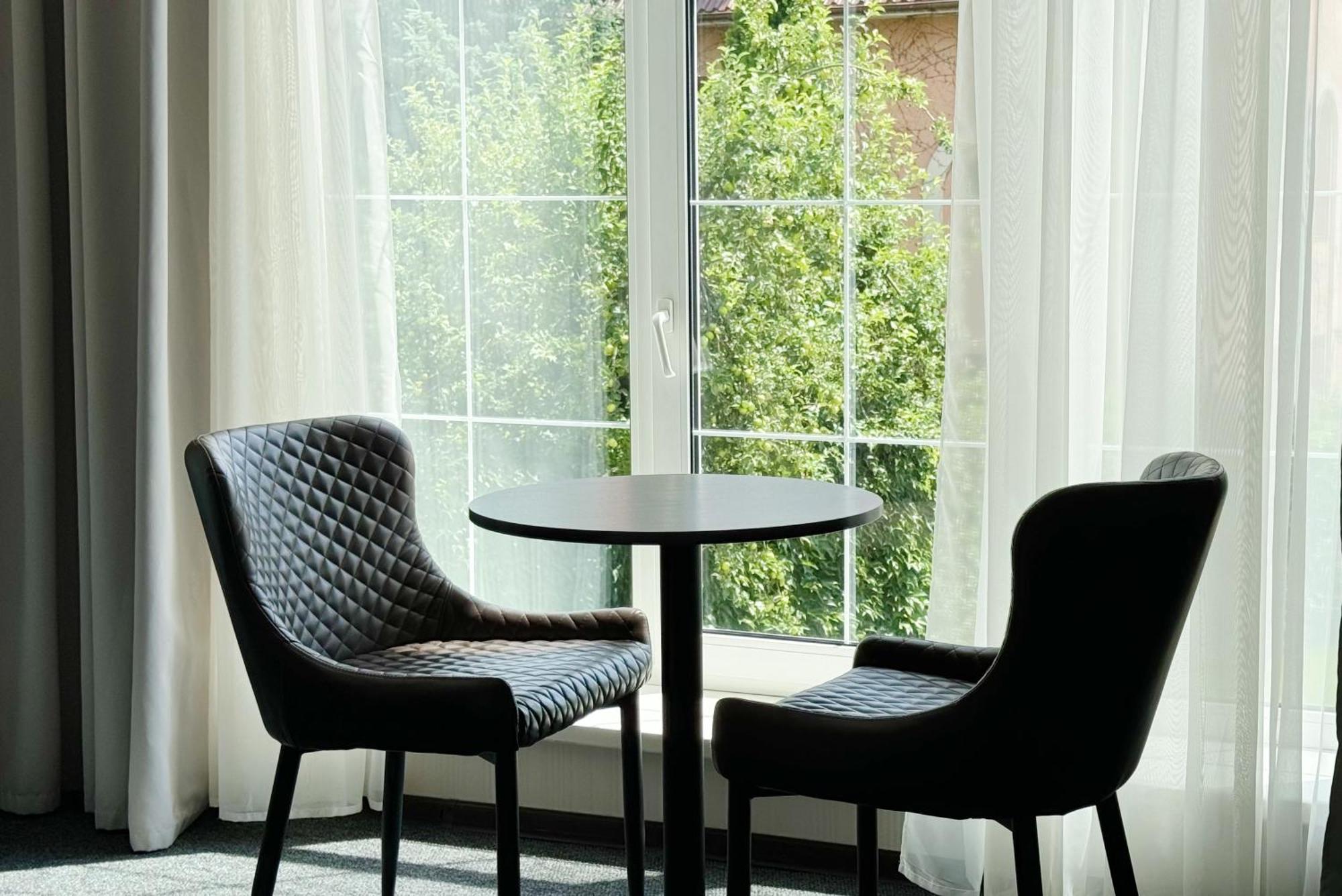 Shelter Hotel Kijów Zewnętrze zdjęcie